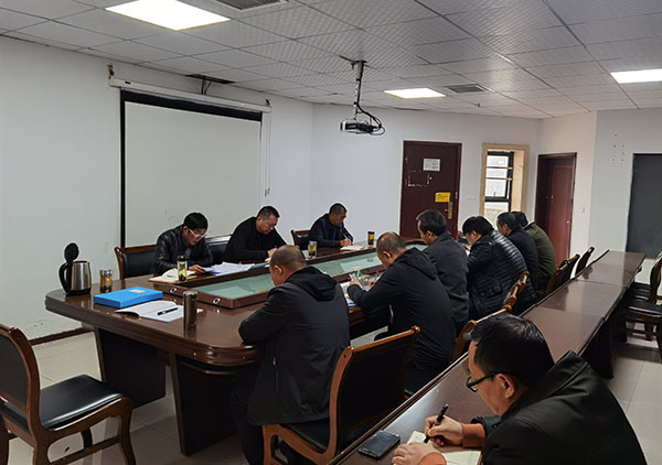 5fc06b9541dc4.jpg 學(xué)習(xí)十九屆五中全會(huì).jpg