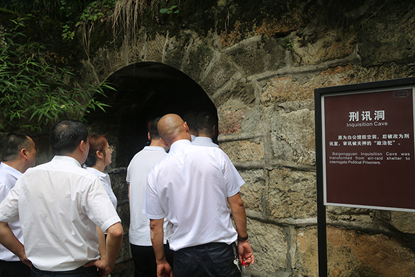 64a2879ab4c8e.jpg 4.jpg