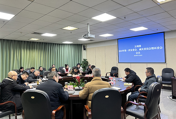 65b0c92750be0.jpg 新聞?wù)掌?.jpg