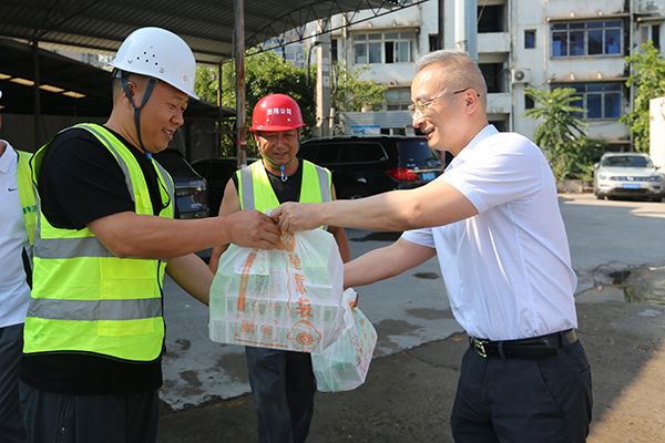 68a42f175cf2e.jpg 5.jpg